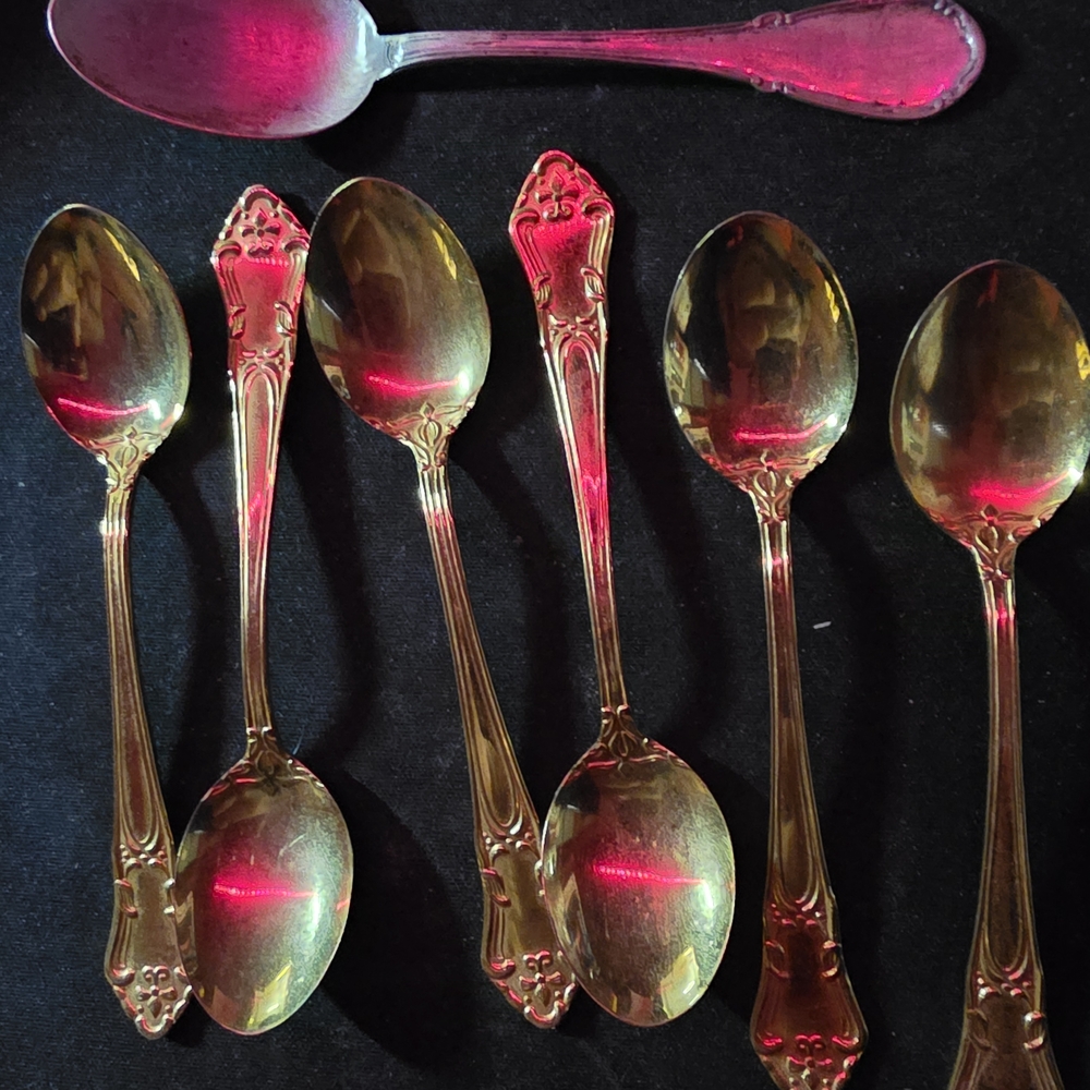 Vintage Gold-Toned Spoon Set